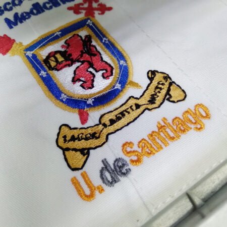 Bordado de Universidad de Santiago insignias